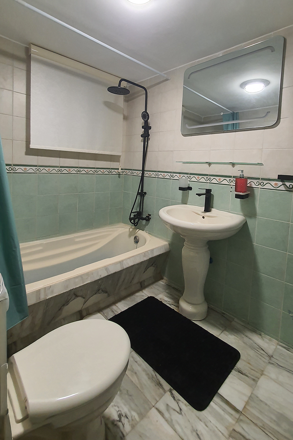 3BR Balcony & Abdoun Bridge - photo 3