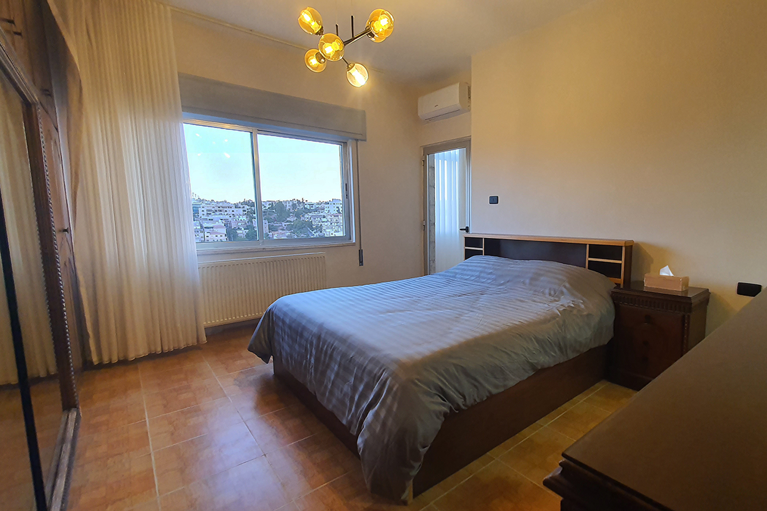 3BR Balcony & Abdoun Bridge - photo 8