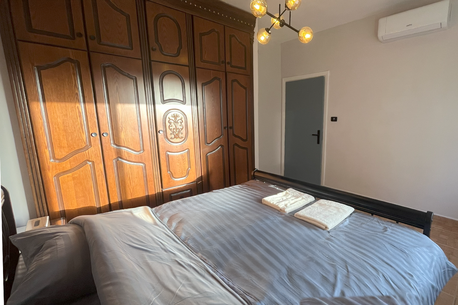 3BR Balcony & Abdoun Bridge - photo 13