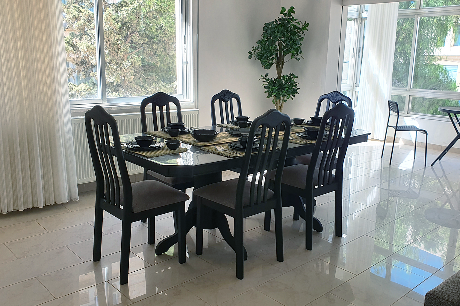 3BR Balcony & Abdoun Bridge - photo 15