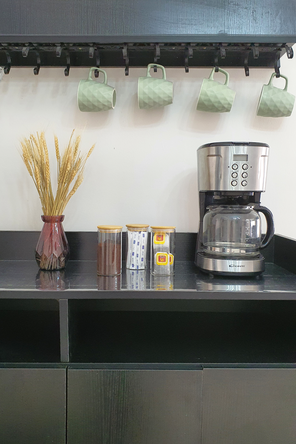 3BR Balcony & Abdoun Bridge - photo 26